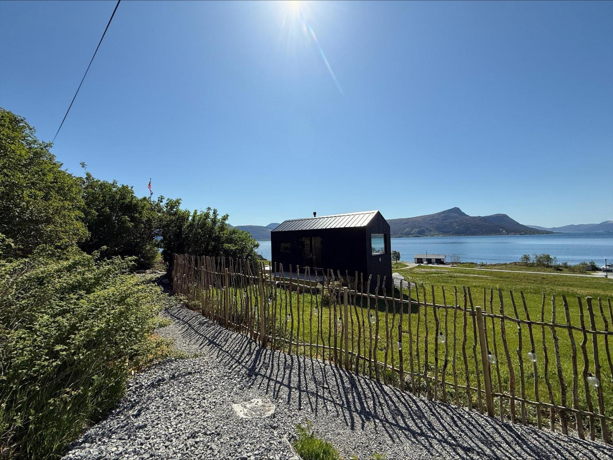Kraen Gard Villa Larsnes Exterior photo
